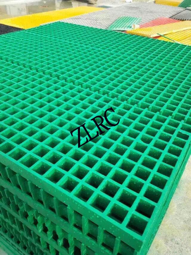玻璃鋼小孔格柵玻璃鋼護(hù)樹(shù)圍洗車房格柵FRP small hole grating, FRP tree protection fence, car wash room grating