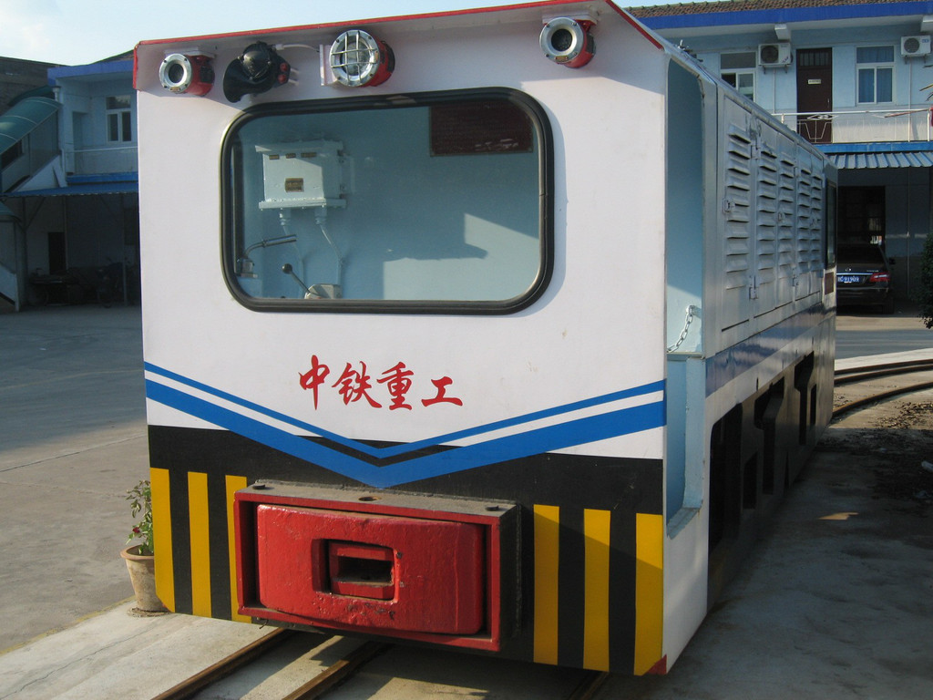 中鐵動力礦用機(jī)車 礦用防爆牽引機(jī)車 工礦機(jī)車 陜西牽引機(jī)車廠家